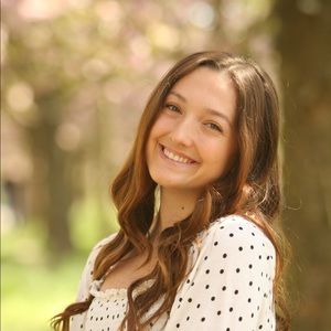 Meet your Posher, Isabelle